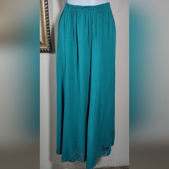 Vintage Surya Top/Skirt w/Cutwork Embroidery - Picture 6 of 11